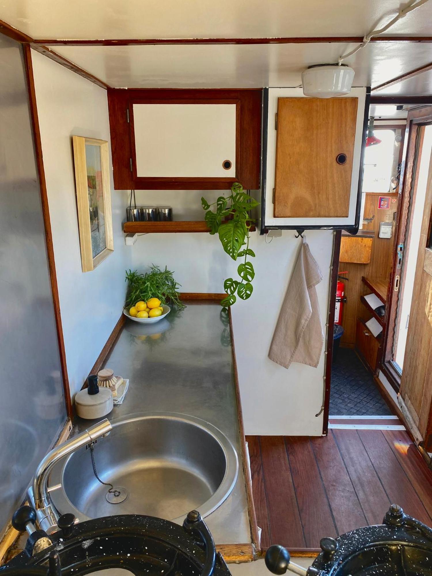 Varra Water - Unique Boat Accomodation - Bornholm - Fjaelstavn Neksø Exterior foto