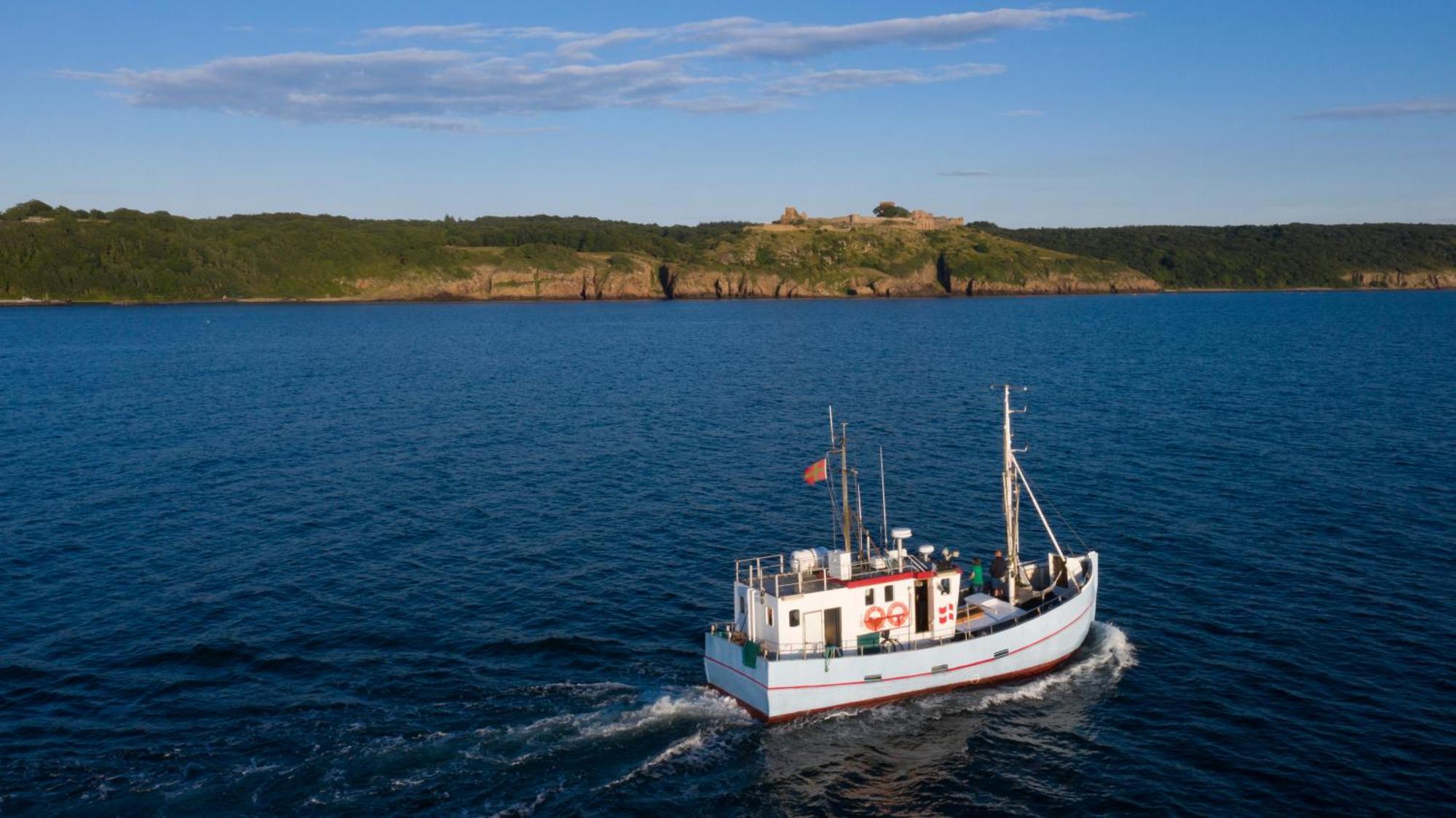 Varra Water - Unique Boat Accomodation - Bornholm - Fjaelstavn Neksø Exterior foto